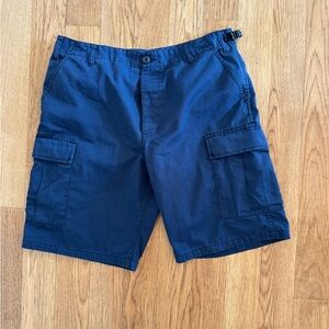 Rothco Ultra Force Navy Blue Cargo Shorts - Men's Size 35" to 31"
